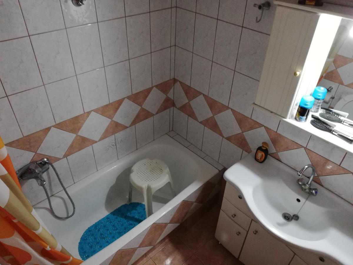 Apartment Marios Soufli Ευρύχωρη Γκαρσονιέρα, 60M2 Στο Κέντρο Souflíon Dış mekan fotoğraf