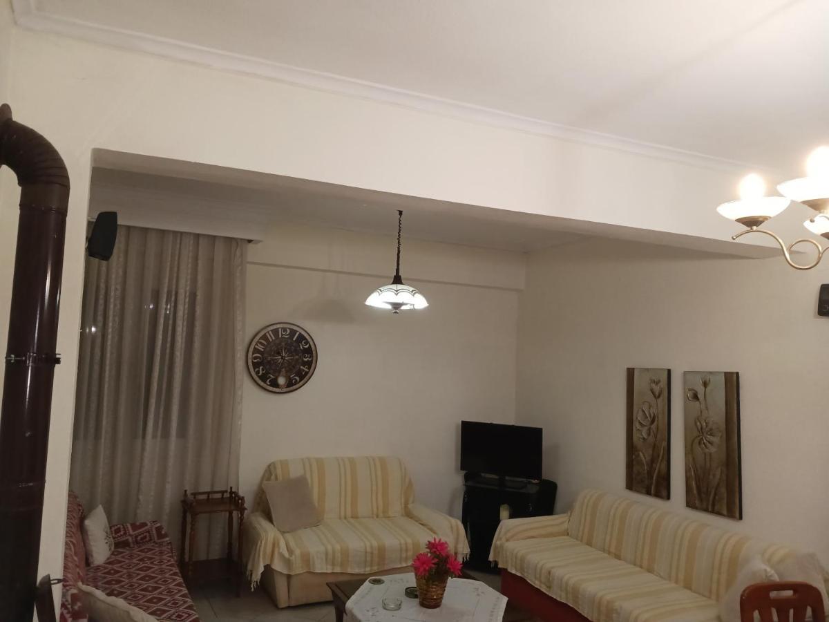 Apartment Marios Soufli Ευρύχωρη Γκαρσονιέρα, 60M2 Στο Κέντρο Souflíon Dış mekan fotoğraf